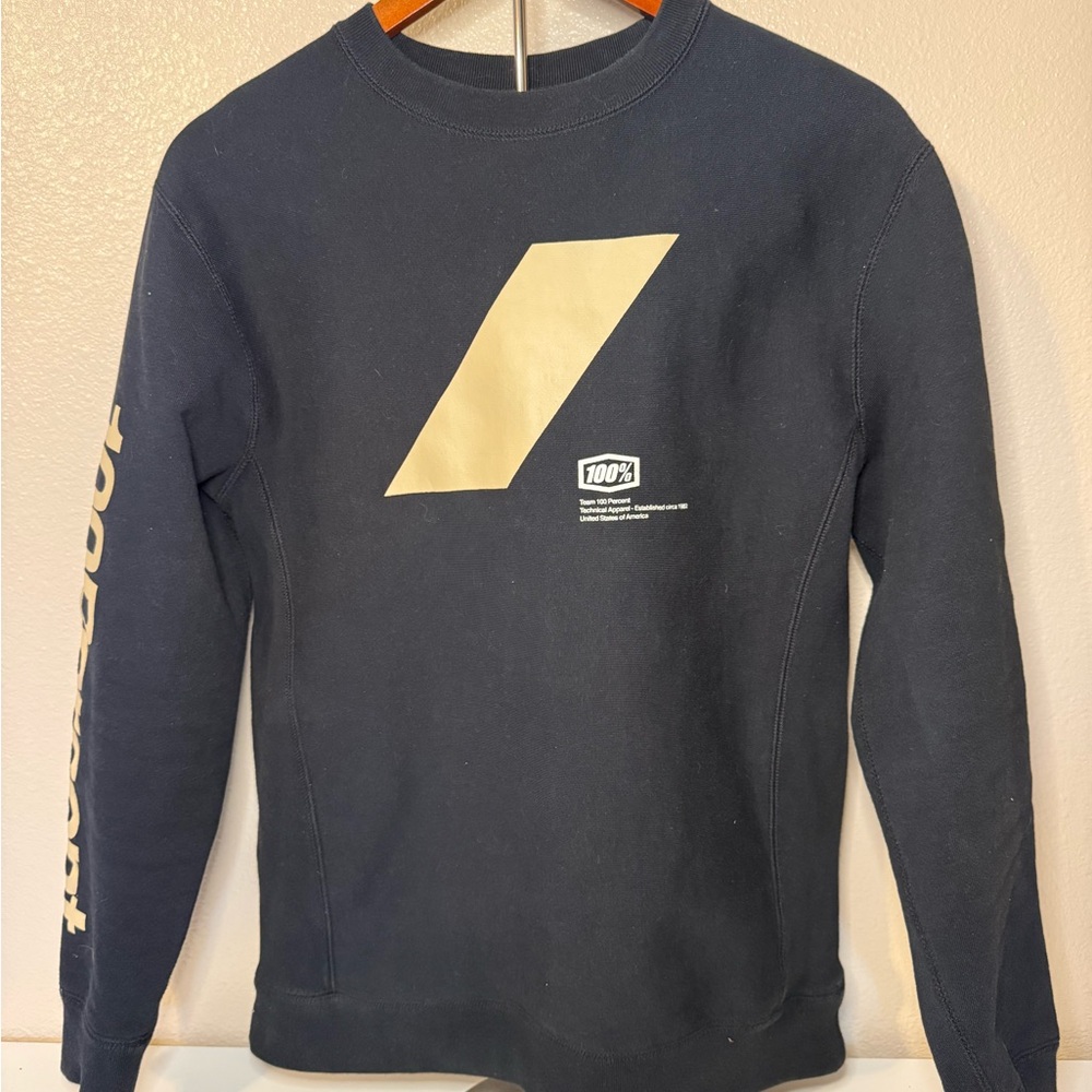 Men’s 100percent Black pullover crewneck sweater